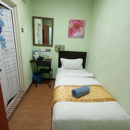 Hotel Zamburger Nur Ramadhan - Previously G Home Hotel Kota Bharu Exterior photo